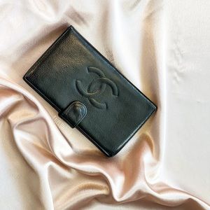 Vintage Chanel Caviar Wallet